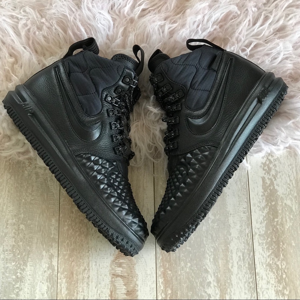 NWTNike AF1 duckboot Triple Black! - Picture 6 of 8